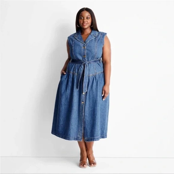 Sleeveless Denim Dress - Picture 3 of 11